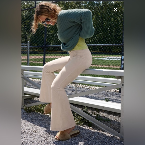 Offers welcome! Aerie Groove-On Ribbed Velour Pants, size large - Picture 2 of 7